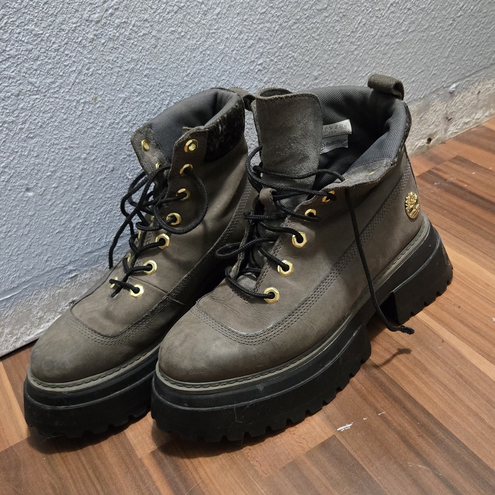 Women's Brown Timberland Boots